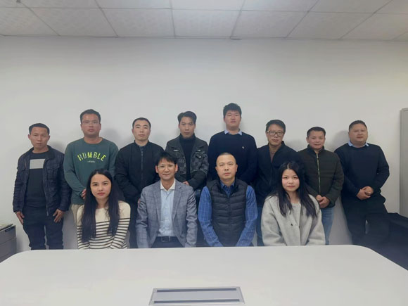 艾珂盛公司召开2024年年度总结会议